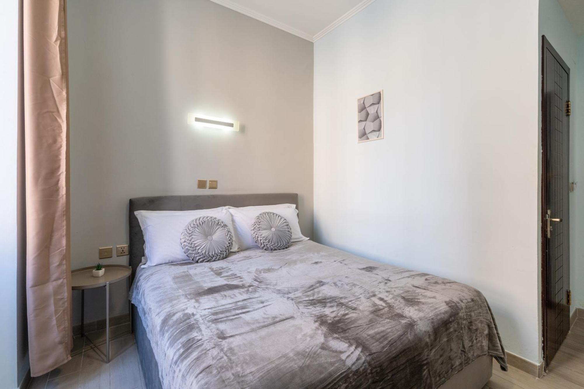 Leoni Di Giada - Close To Station Bed and breakfast Roma