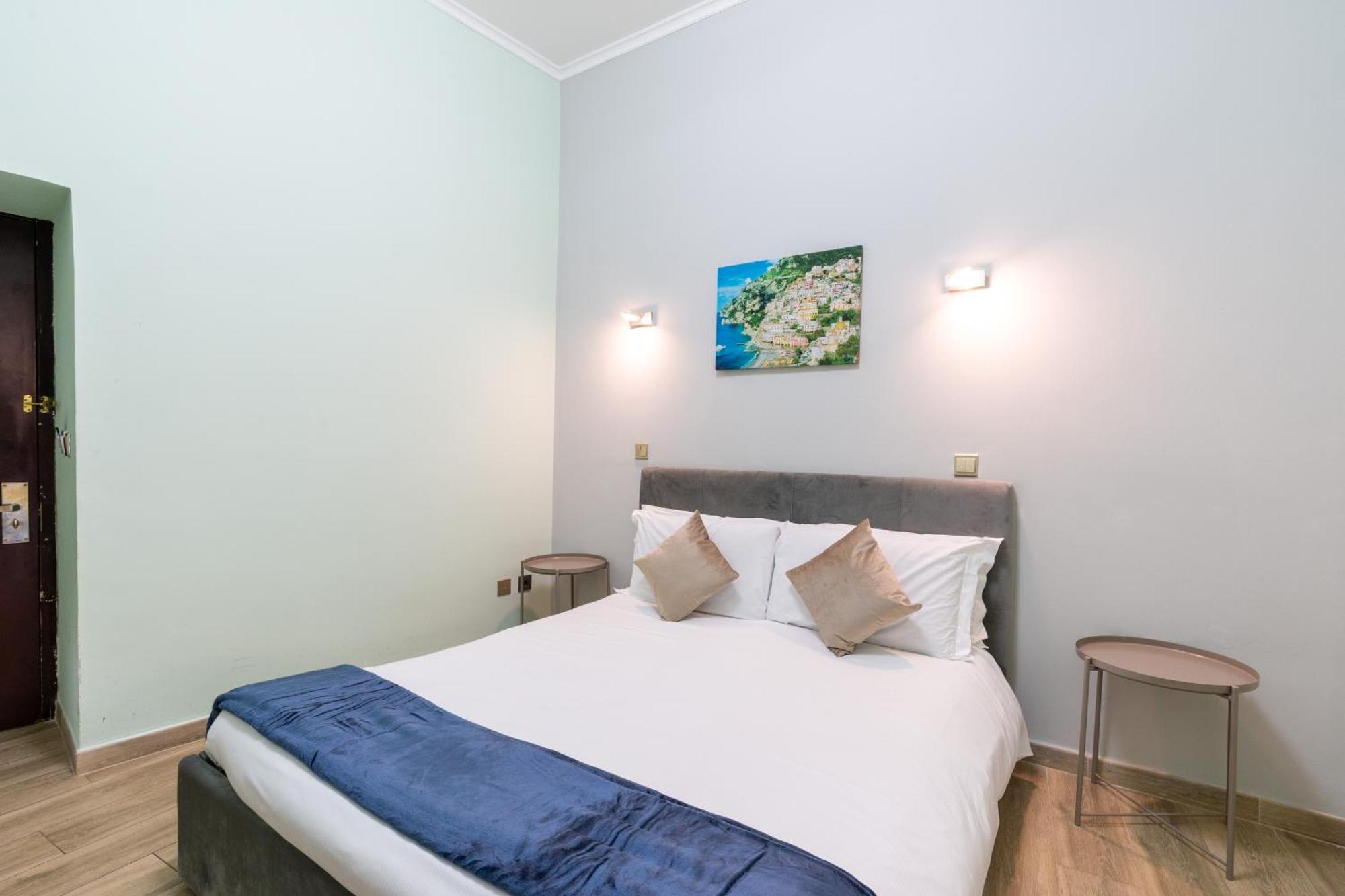 Leoni Di Giada - Close To Station Bed and breakfast Roma