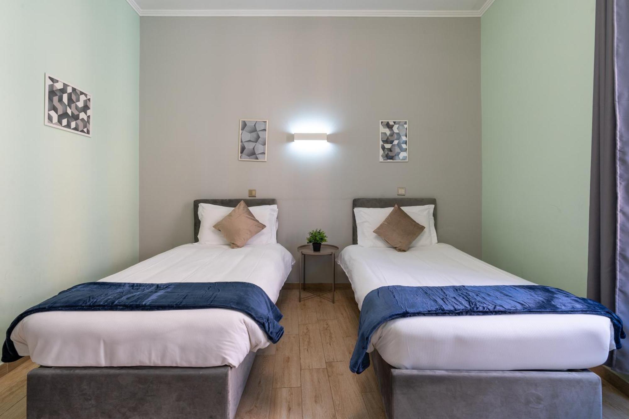 Leoni Di Giada - Close To Station Bed and breakfast 3*